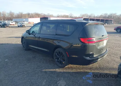 2021 Chrysler Pacifica Touring from USA, damaged, VIN 2C4RC1FG5MR556633